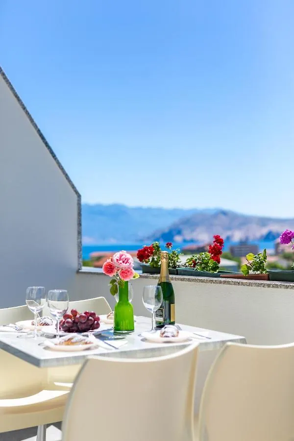 Apartments Lucija 2 Baška Kroatien